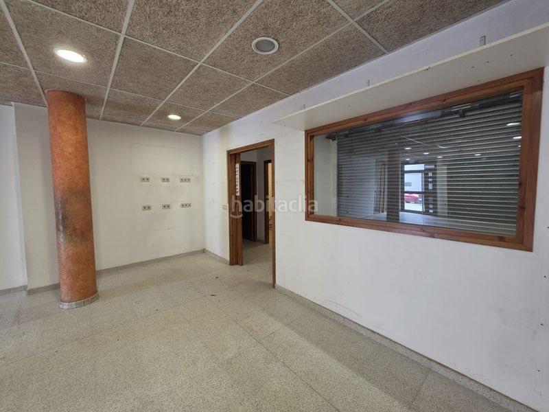 Foto c0fccd0f-6321-4726-a362-653c8f97bd4f. Affitto locale commerciale in Torelló