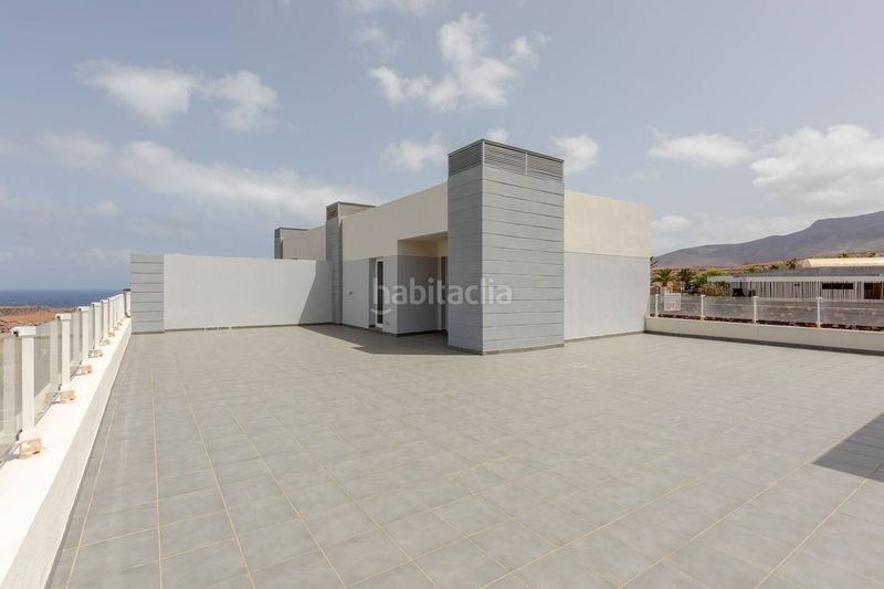 Foto cc9d3c27-a544-45da-bb20-1a42b62bcbd8. Reihenhaus in paseo obispo pildain 6 in Agaete