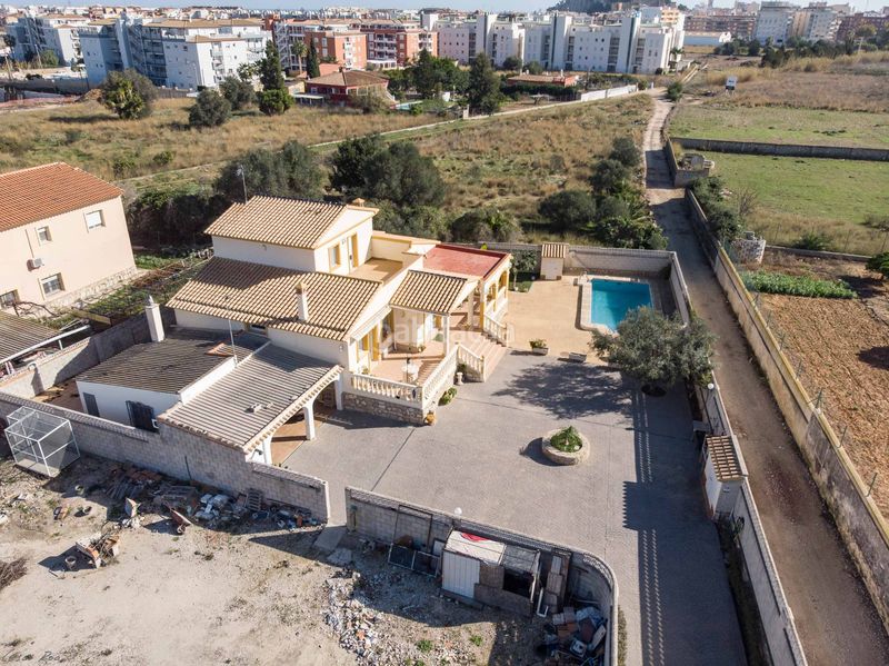 Foto 10ddc1fb-9eb1-42b0-b076-8fe3176738f3. Xalet amb calefacció aparcament piscina a La Pedrera-Vessanes Dénia