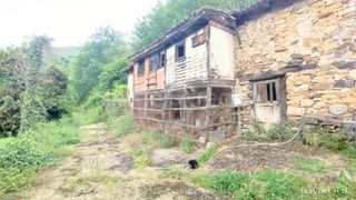 Casa  N/a. Venta de casa en grado  rees40296