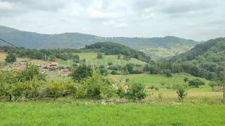 Terreno residenziale  N/a. Venta de terreno urbano en grado  rees40279