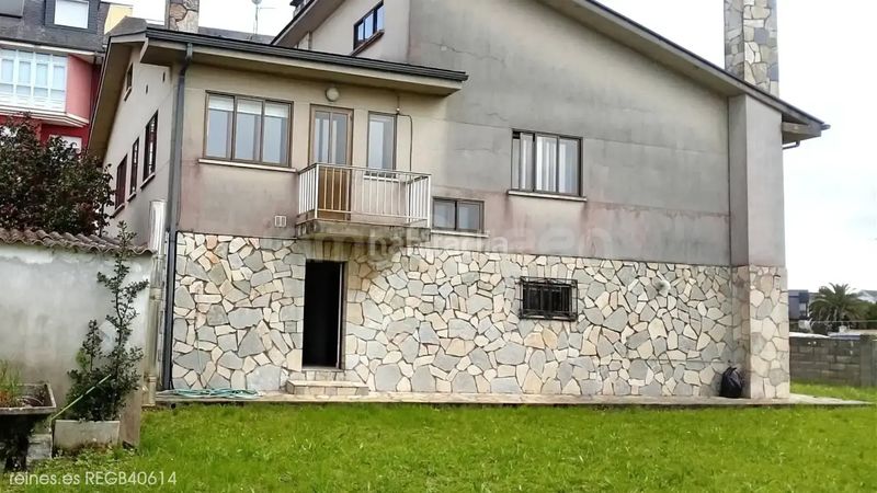 Foto 49d1d31a-eb0c-4489-b7bc-35ee766da5b9. Xalet amb calefacció aparcament a Ribadeo