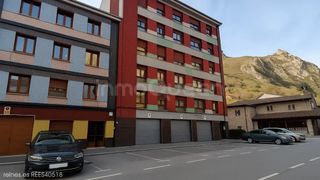 Pis  N/a. Venta de piso en morcín  rees40518