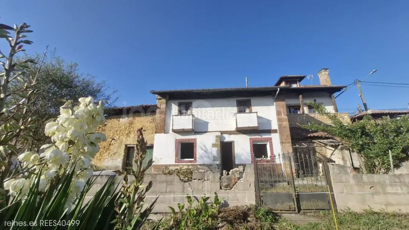 Foto e6e90f65-4fb7-4ce7-9d6f-87d006b3a199. Casa a Carbayin-Lieres-Valdesoto Siero