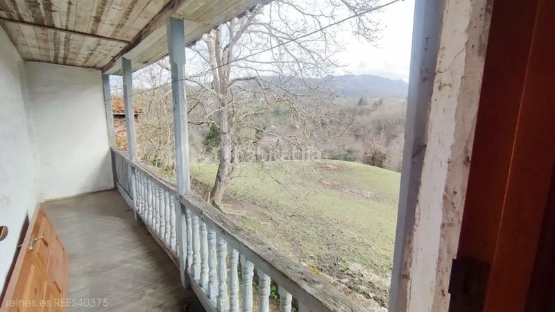 Foto 8fbb8254-ea39-450d-b097-e39aefa8cf3e. Casa amb calefacció a Bimenes