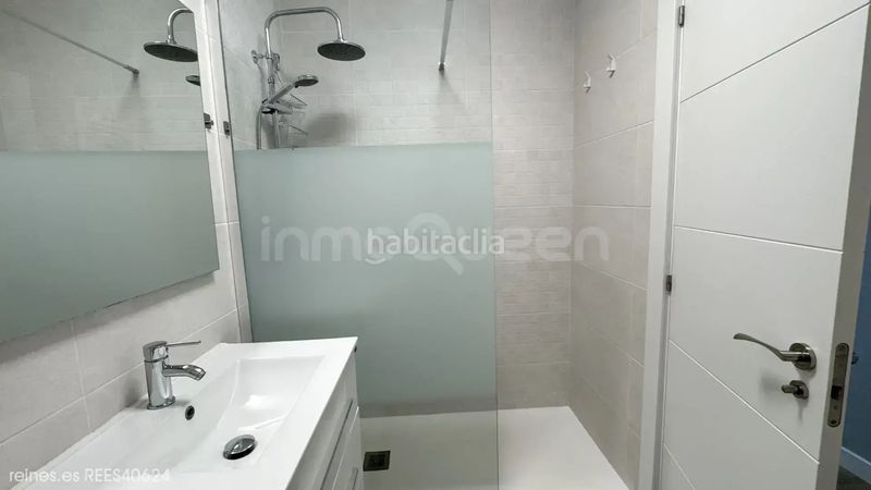 Foto 10335dc4-a200-4611-9484-10482d5d2898. Pis amb calefacció aparcament a Ajo Bareyo