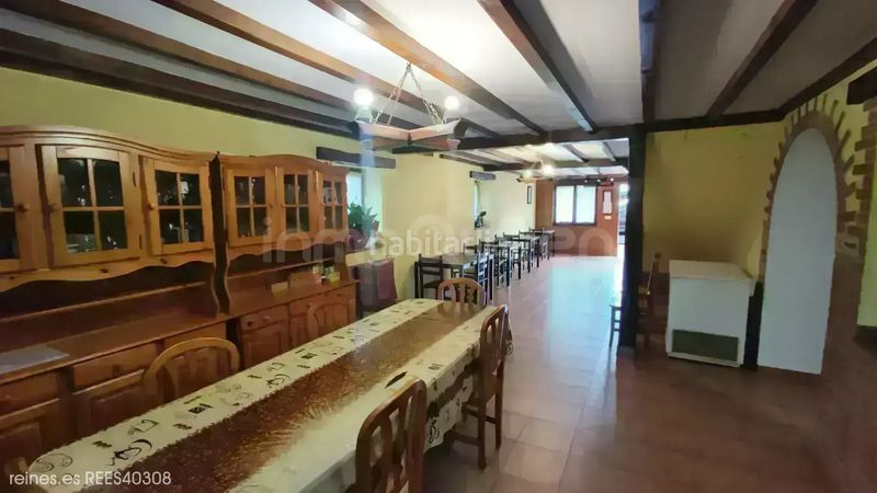 Foto 35e6cf96-203b-4cb8-a86a-0f299c760696. Edificio venta de hotel rees40308 en Val de San Vicente