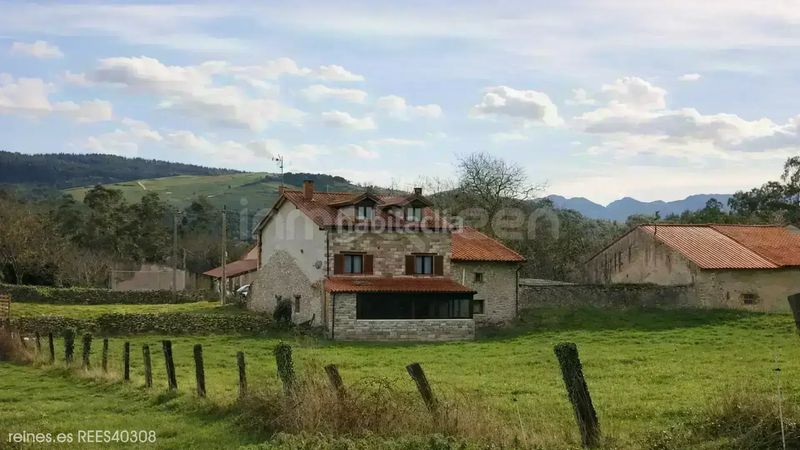 Foto c839aebf-f4f1-4c60-8e6f-687ee740aa21. Edificio venta de hotel rees40308 en Val de San Vicente