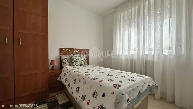 Foto b6e9335e-702b-44e0-9f6c-935e91aea1f7. Pis amb calefacció a Lugones Siero