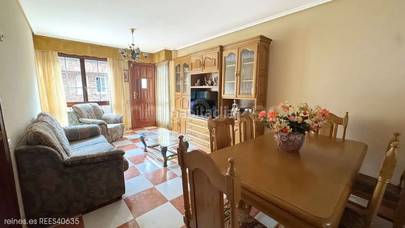 Foto 0ac47552-0177-429b-aa4a-969ffd61e7e0. Casa adossada amb calefacció aparcament a Ris Noja