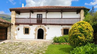 Casa  N/a. Venta de casa en anievas  rees40646