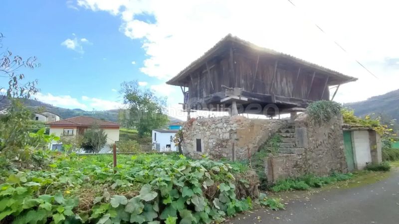 Foto d4a39cd8-598f-4353-b8e4-b2bc2a20a3d9. Casa a Candamo