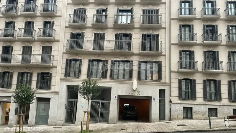 Foto c567c5f7-44ab-4231-942c-8dc916f08d41. Aparcament cotxe a Centro - Ayuntamiento Santander