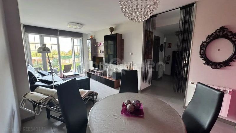 Foto 30b1b374-3bed-48e7-b9f6-fa1d87de99f3. Pis amb calefacció aparcament a Peñacastillo - Nueva Montaña Santander