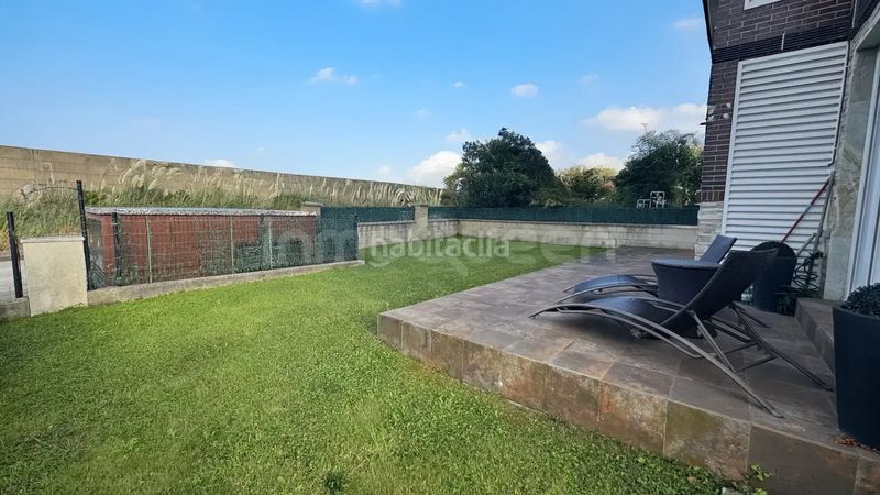 Foto 5d086ebc-cd60-4267-9c24-9cac40d740d0. Pis amb calefacció aparcament a Peñacastillo - Nueva Montaña Santander