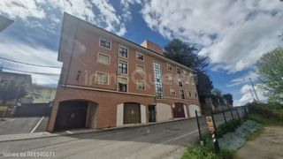 Appartamento  N/a. Venta de piso en nava  rees40571