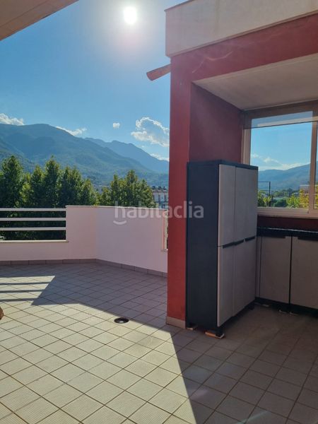 Foto 166e9ccc-a2bf-4fcc-93f4-e91c1b85290a. Pis amb aparcament a Vilallonga / Villalonga