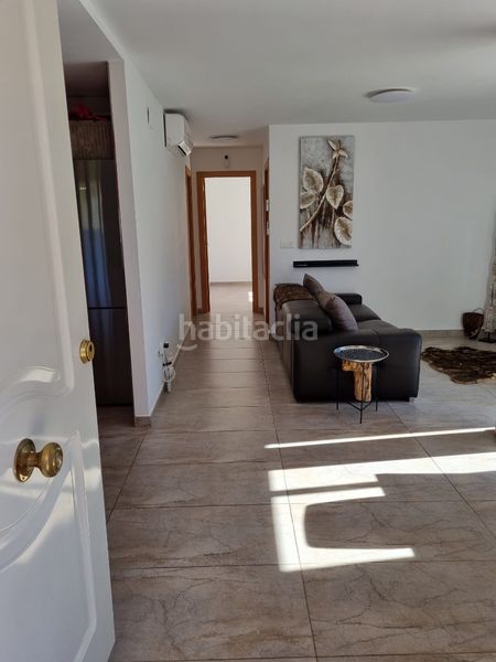 Foto 375e47eb-abaf-4b2e-b8b6-f017b691b6a7. Pis amb aparcament a Vilallonga / Villalonga