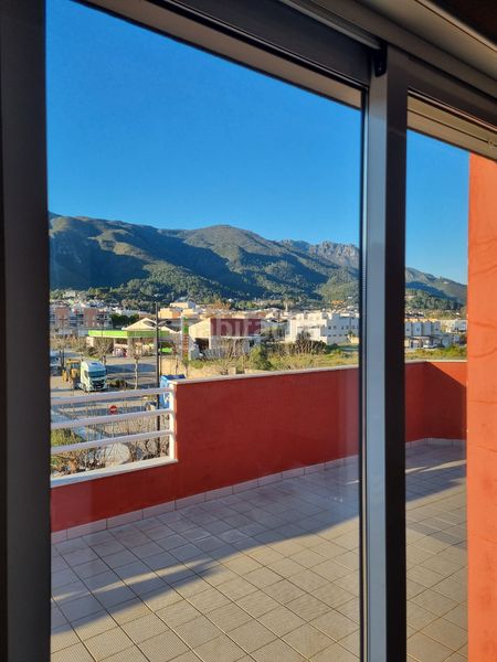 Foto 495dc64b-6a10-42c7-ab23-adce157a4098. Pis amb aparcament a Vilallonga / Villalonga