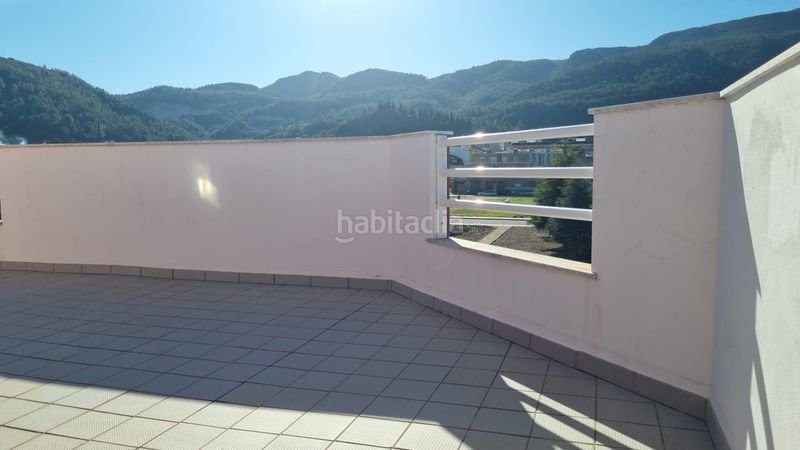 Foto c882dcc7-5412-47b6-bdf0-072a7c02c3ef. Pis amb aparcament a Vilallonga / Villalonga