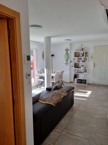 Foto cec1f644-8098-4a01-aeee-c729475041cc. Pis amb aparcament a Vilallonga / Villalonga