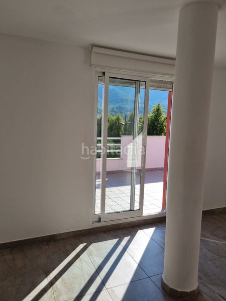 Foto e264e335-9f83-4541-a48c-d8907832f15f. Pis amb aparcament a Vilallonga / Villalonga