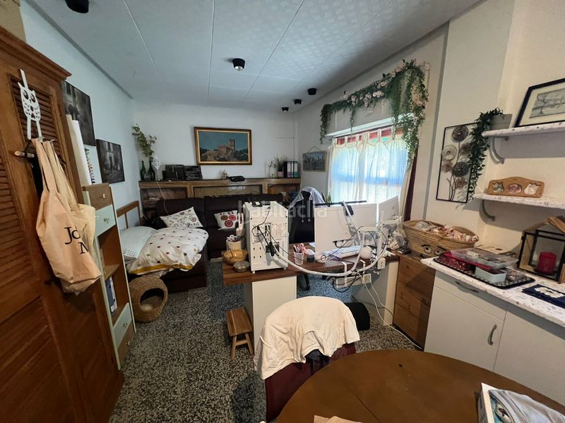 Foto bfaa172b-c12b-4b97-bf1e-b8be2f171a82. Casa amb xemeneia aparcament a Xeresa