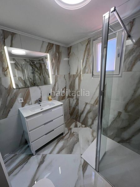 Foto f1dad5a0-bec8-4798-8d2d-36ac4b2f0b5e. Pis a Playa de Gandía Gandia