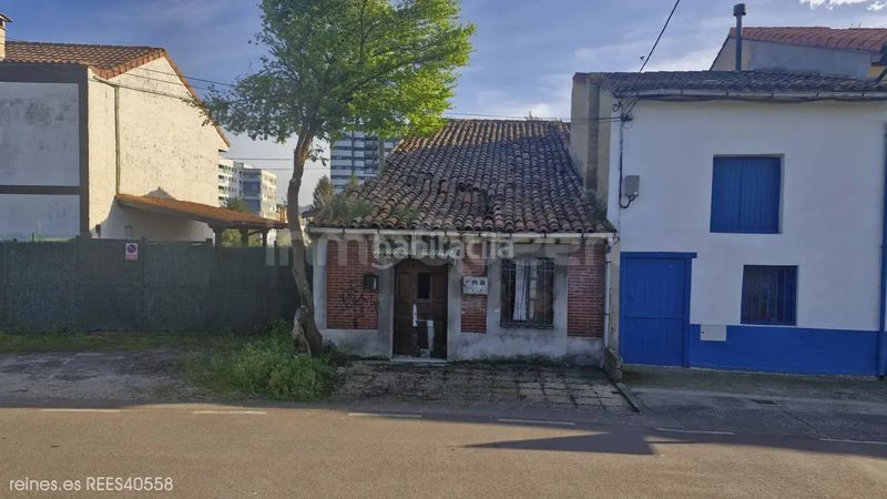 Foto dce8e1fc-5dd3-48df-95ac-bfbc7a8f42c5. Casa venta de casa rees40558 en la pola Siero Siero