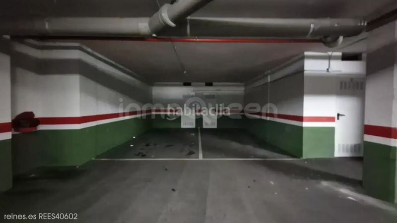 Foto 95efebe2-3a5a-4da5-8069-4455dacca64a. Aparcament cotxe a La Felguera Langreo