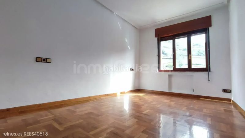 Foto 6ece4e86-2b52-4fbf-97ba-7b3182d64468. Piso venta de piso rees40518 en Morcín