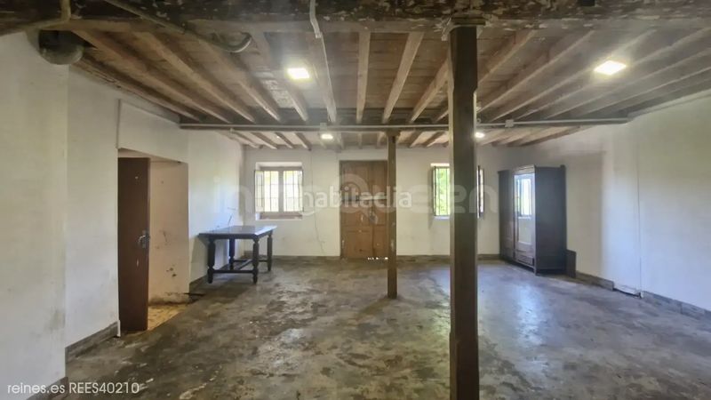 Foto f2a7565d-7e95-4c2b-a277-2a27402f41b0. Casa a Nava
