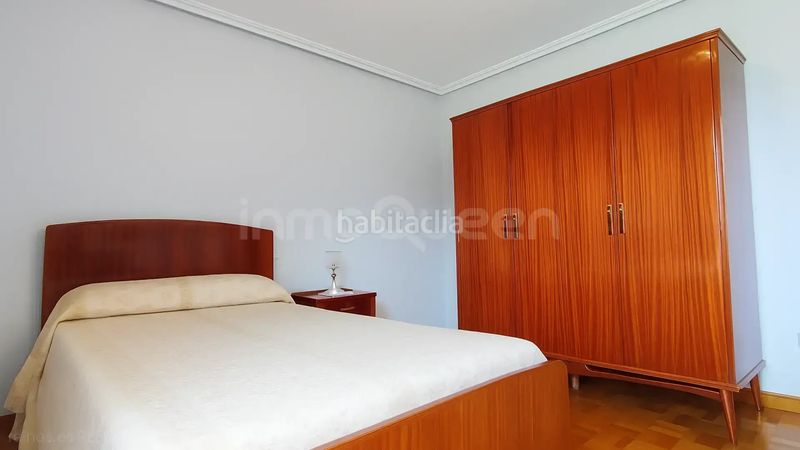 Foto b7e3508e-2c20-4c1b-b746-72751f55c8a6. Casa amb calefacció aparcament a Ciaño - Zona Rural Langreo