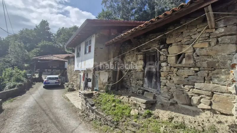 Foto 135657e9-ba14-4178-a9c5-b85a14c83c3d. Casa a San Martín del Rey Aurelio