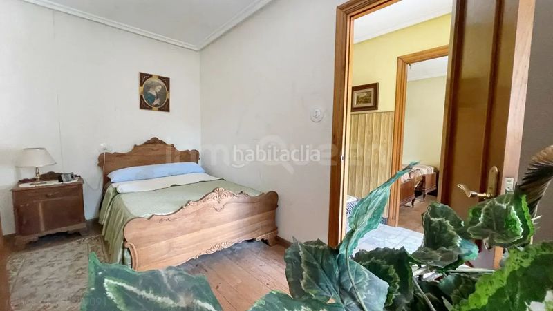 Foto 150f5c2d-6fa8-484d-8320-a20e011dbe1c. Casa amb aparcament a Nava