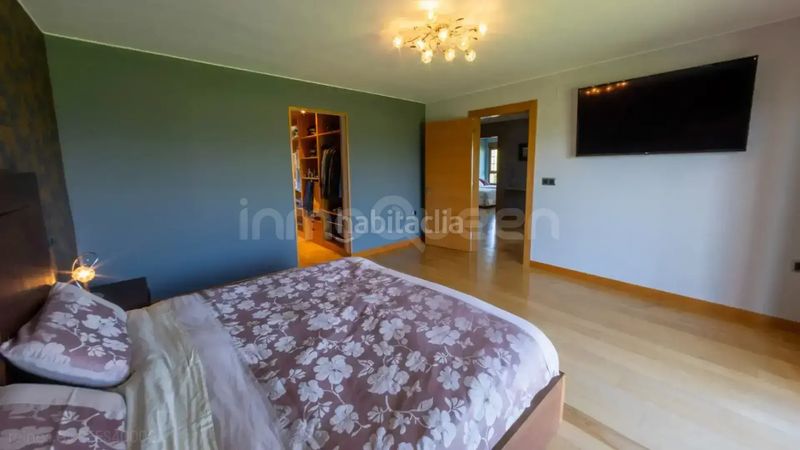 Foto b06a3e74-5c42-4b3d-ba72-1e68125b8e35. Xalet amb calefacció a Parres