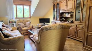 Flat  N/a. Venta de piso en siero  rees40690