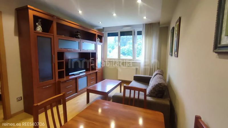 Foto 644e3e2c-dc8e-4f51-b3ef-dfa38760e874. Apartament amb calefacció a Sama Langreo