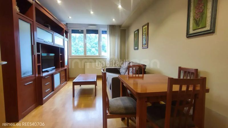 Foto 721e6f9f-93cb-401a-b261-549a518f7308. Apartament amb calefacció a Sama Langreo