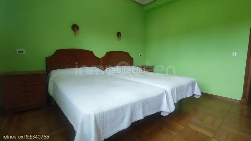 Foto f3f2da61-642d-4e10-8ebe-32416025bc9b. Casa amb calefacció a Nava