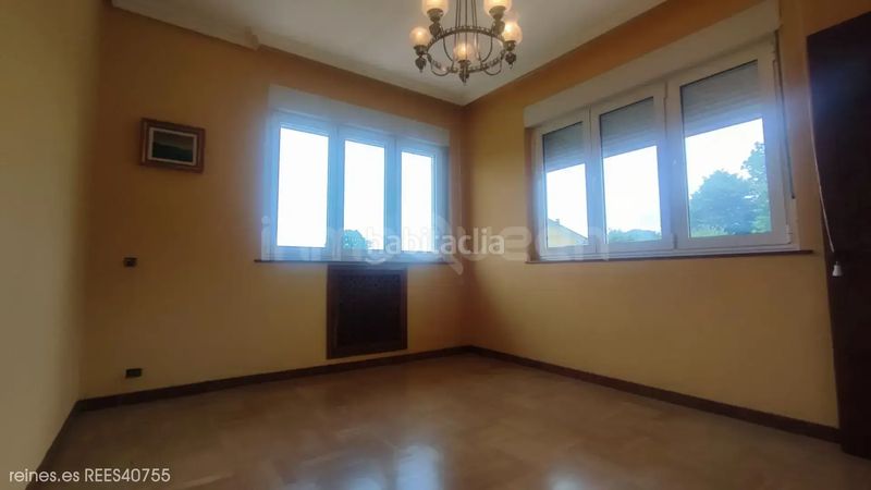 Foto f6094e2b-465c-4a3f-b2b8-b7fffde6ef77. Casa amb calefacció a Nava