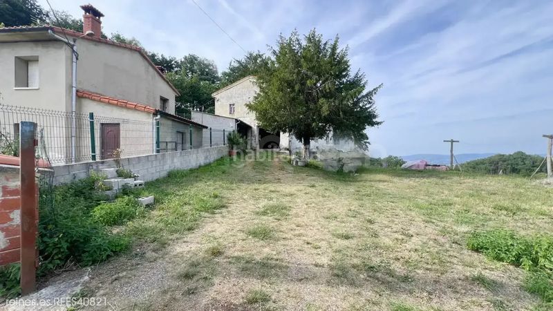 Foto 4fd7765b-bf73-42ed-a20c-5678f3d99e46. Terreny residencial a Viella-Granda-Meres Siero