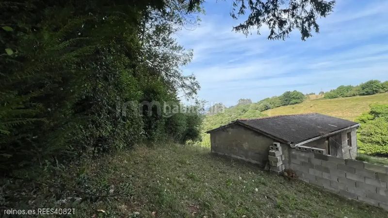 Foto b393df56-b763-45c9-986a-718f0091dd87. Terreny residencial a Viella-Granda-Meres Siero