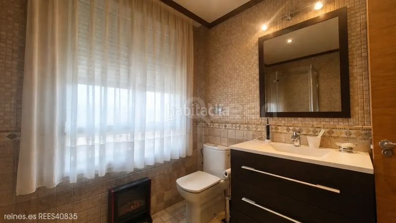 Foto 1f33c1fd-8ca3-4d06-b210-112d88e68643. Casa aparellada amb calefacció a El Berrón-La Carrera Siero