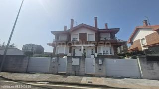 Doppelhaus  N/a. Venta de chalet pareado en siero  rees40835
