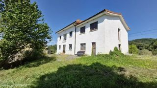 Chalet  N/a. Venta de casa individual en siero  rees40875