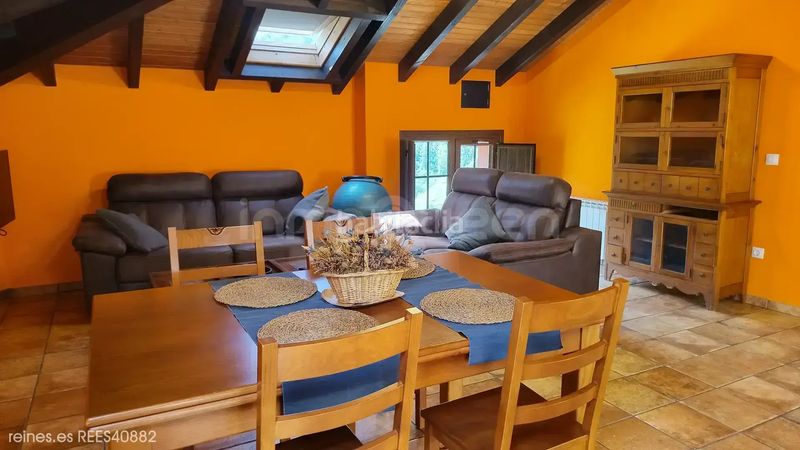 Foto 072bb74f-5036-4560-8349-39ec89ee1a06. Chalet avec chauffage dans Onís