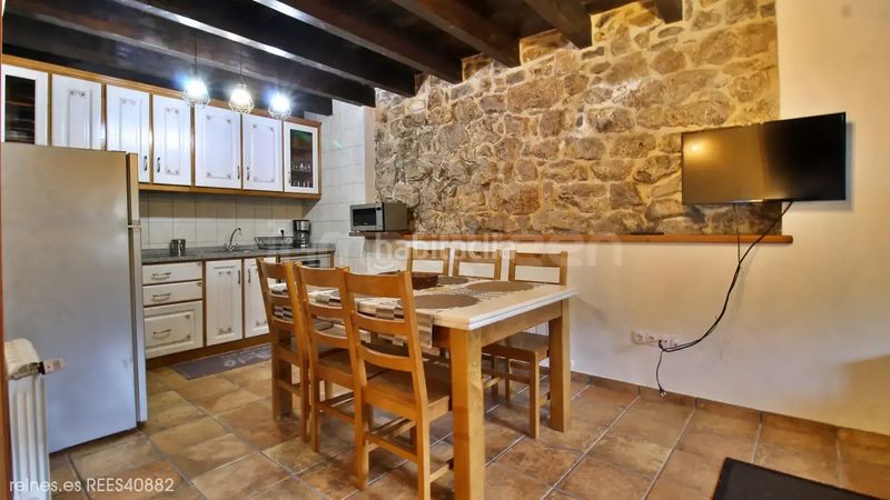 Foto 6547ab79-351f-4489-a83a-b5f4bb209a21. Chalet avec chauffage dans Onís