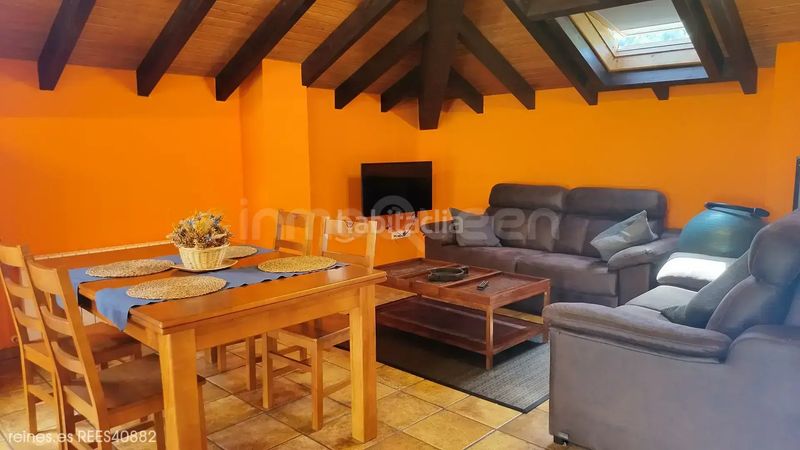 Foto d4d09952-ba96-487f-b529-36162f69867b. Chalet avec chauffage dans Onís