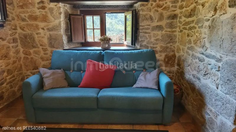 Foto fd8c1ba8-cd9a-4971-b791-8241ac3ab465. Chalet avec chauffage dans Onís